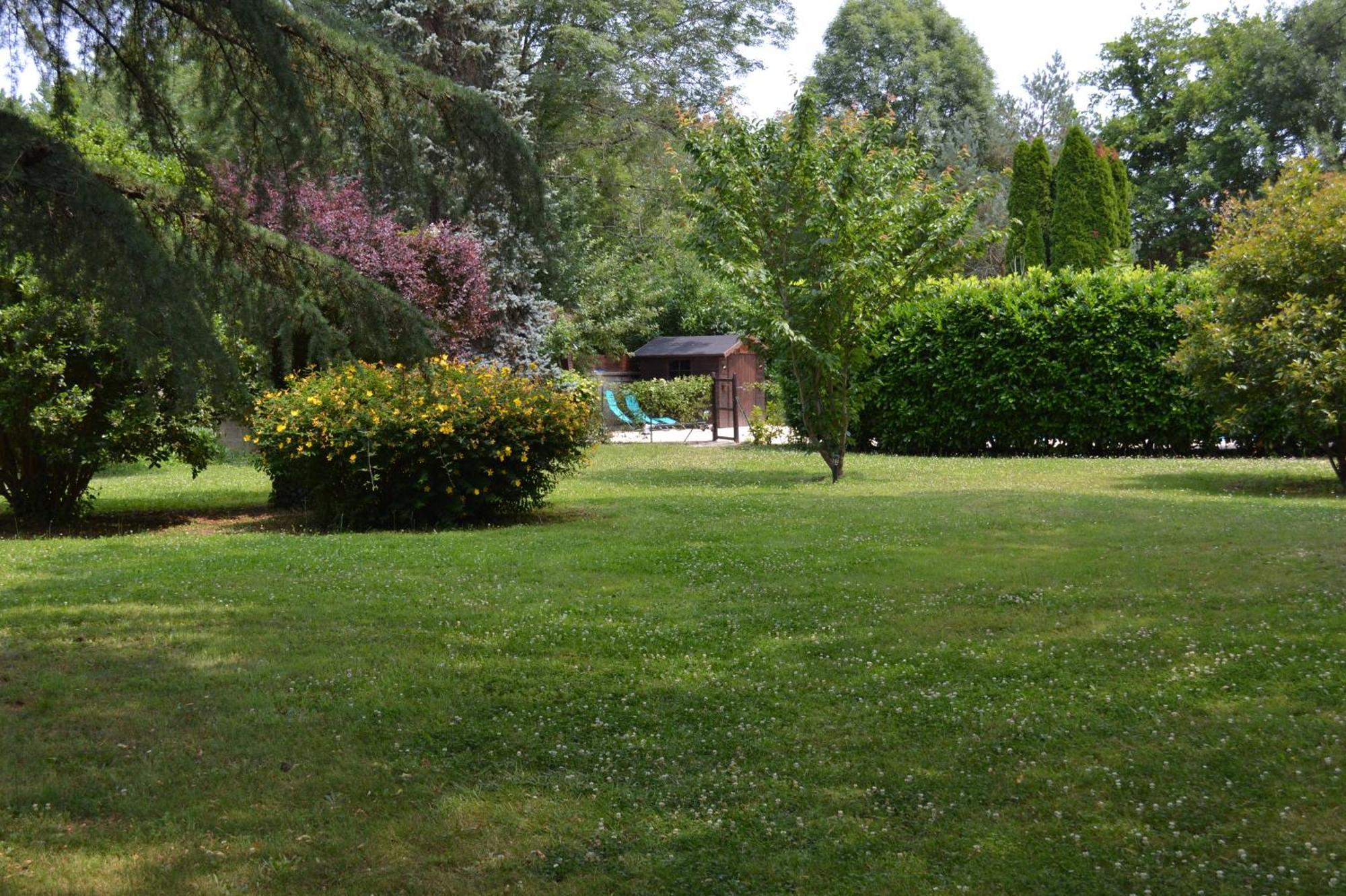 Les Bruyeres B&B Montbron Zewnętrze zdjęcie